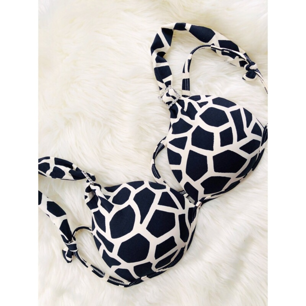 Victoria’s Secret Bold Print Pushup Bikini Top✨34C